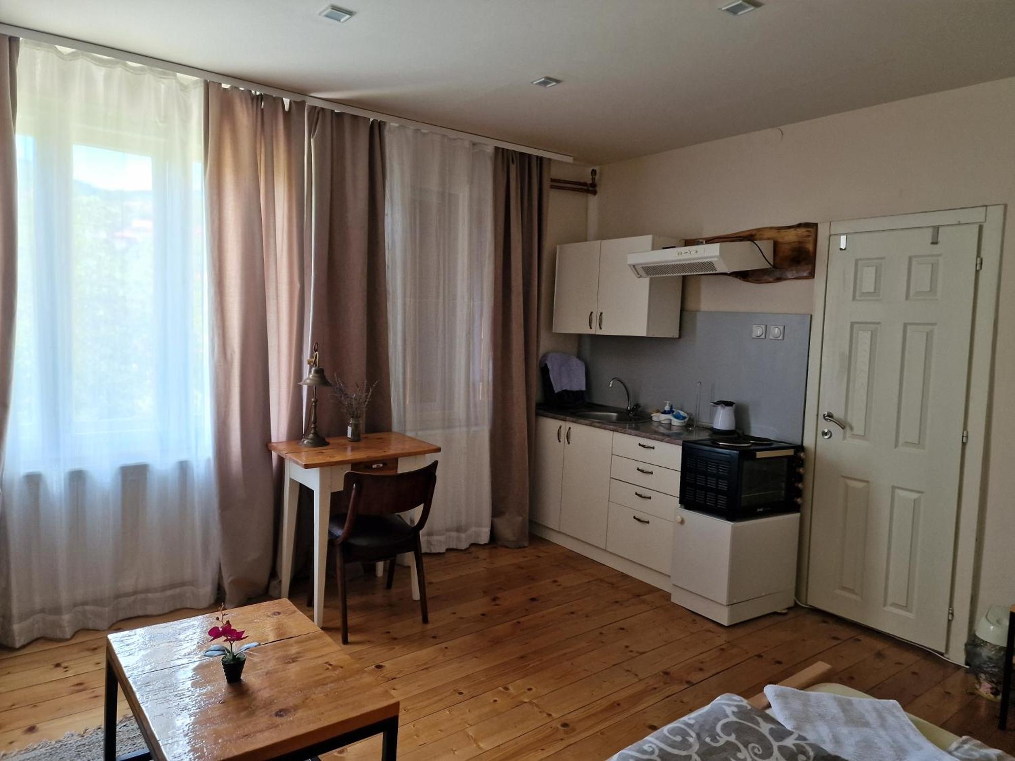 Konak -Guest House -Ramonda Serbika Ниш Экстерьер фото